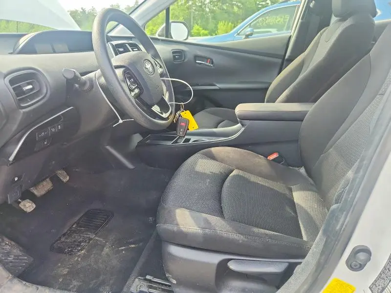 2022 TOYOTA PRIUS   