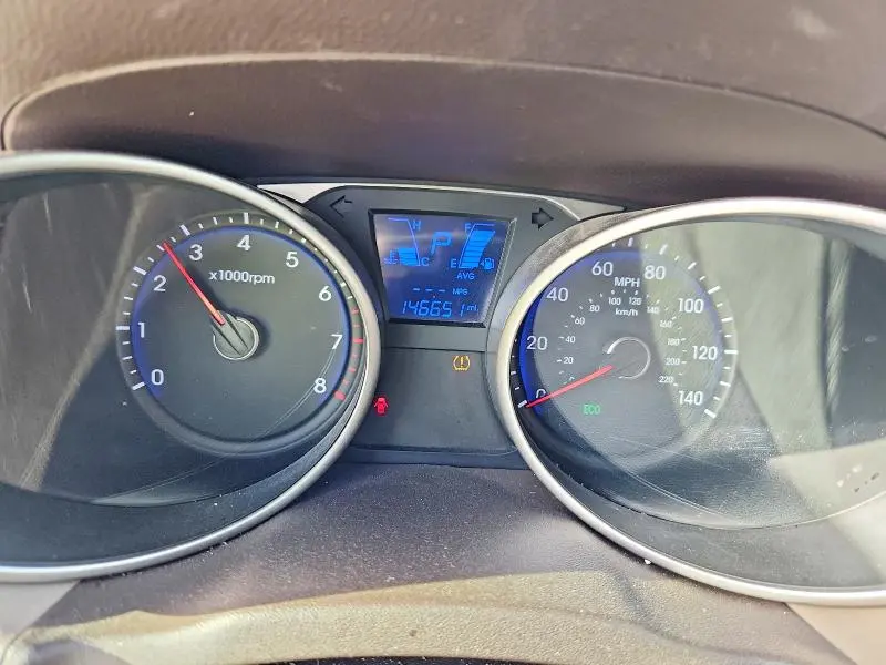 2014 HYUNDAI TUCSON SE  