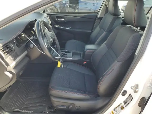 2016 TOYOTA CAMRY LE  