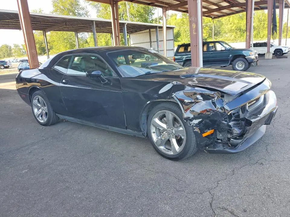 2013 DODGE CHALLENGER SXT  