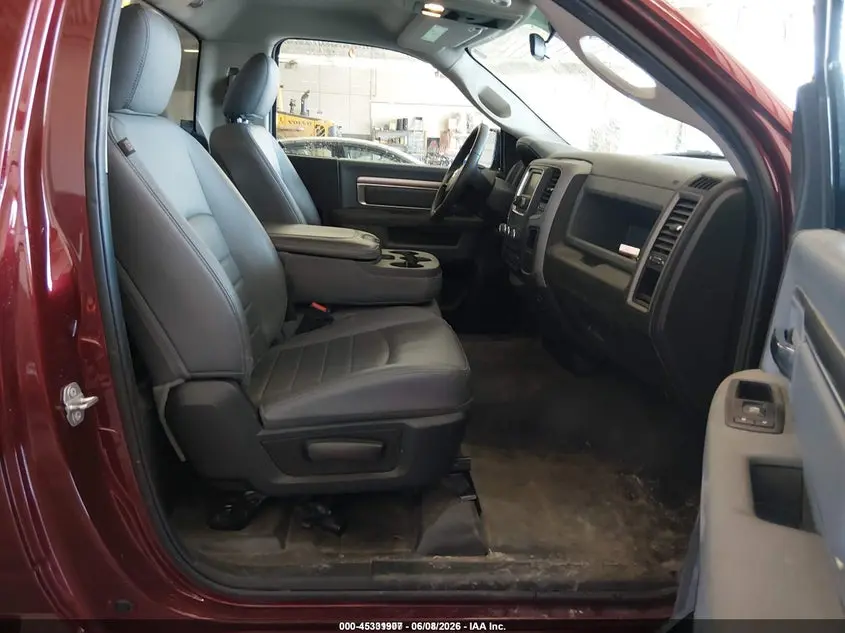 2019 RAM 1500 CLASSIC TRADESMAN  4X4 6'4 BOX