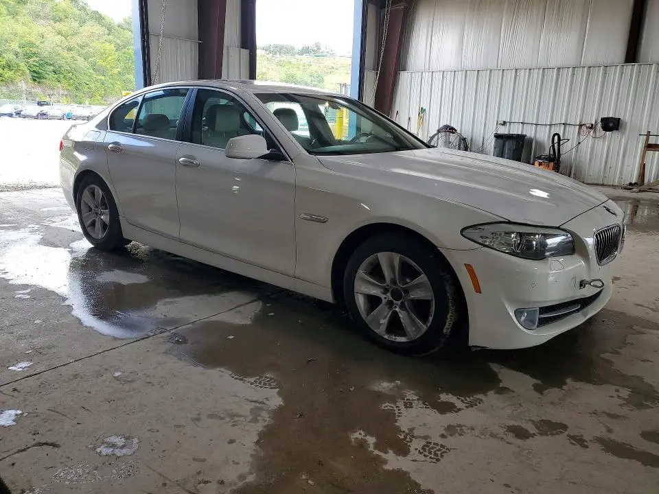 2013 BMW 528 XI  
