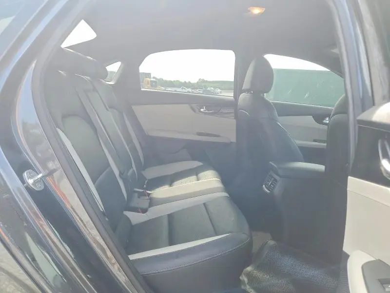 2019 KIA FORTE EX  