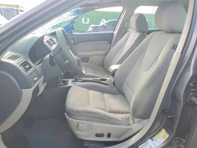 2011 FORD FUSION SE  