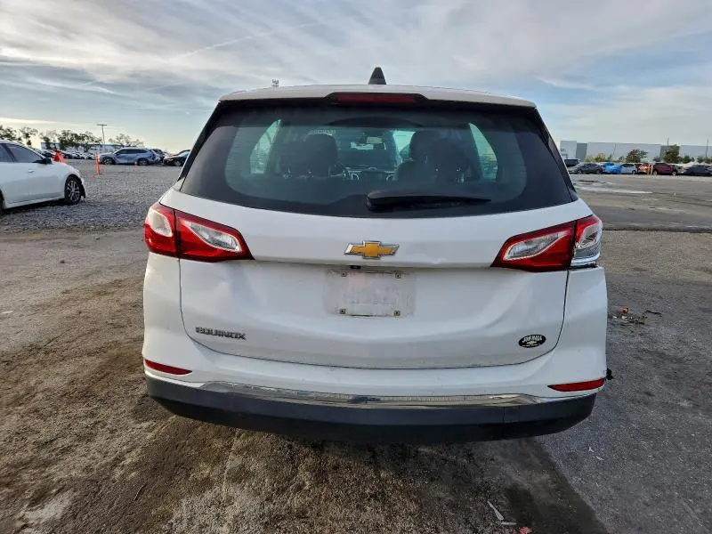2018 CHEVROLET EQUINOX LS  
