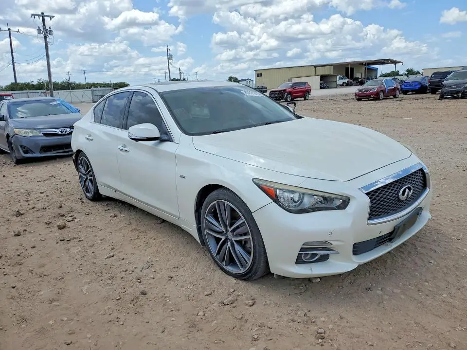 2016 INFINITI Q50 3.0T PREMIUM  