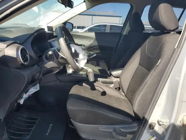 2023 NISSAN KICKS SV  