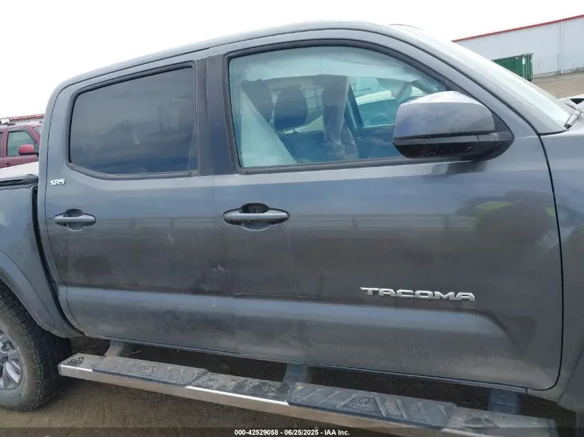 2019 TOYOTA TACOMA SR5 V6