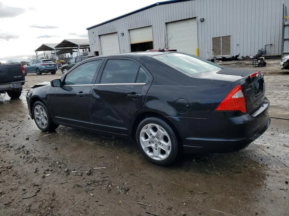 2011 FORD FUSION SE  