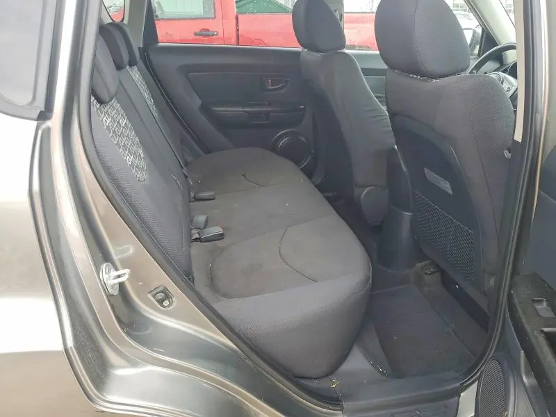 2010 KIA SOUL +  