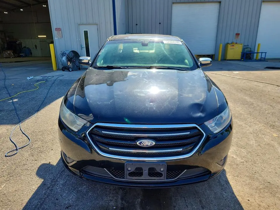 2014 FORD TAURUS LIMITED  
