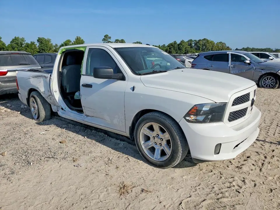 2017 RAM 1500 ST  