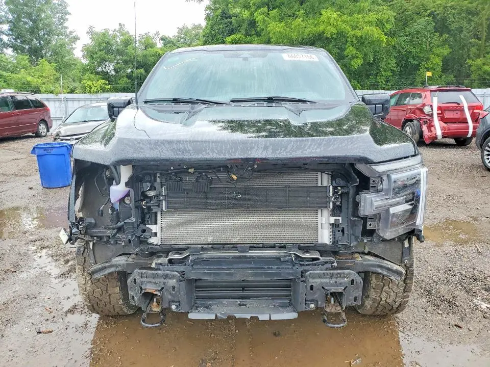 2024 FORD F150 LARIAT  