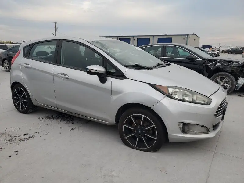2015 FORD FIESTA SE  