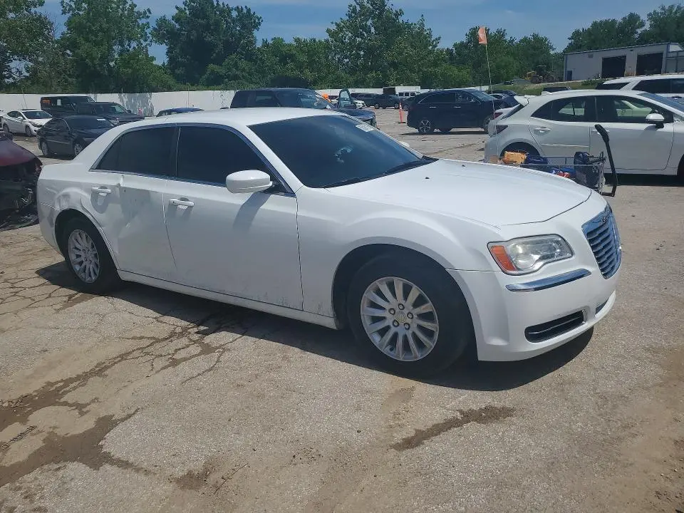 2013 CHRYSLER 300   
