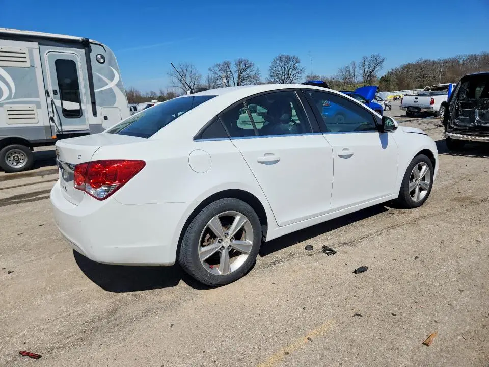 2015 CHEVROLET CRUZE LT  