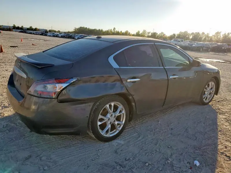 2012 NISSAN MAXIMA S  
