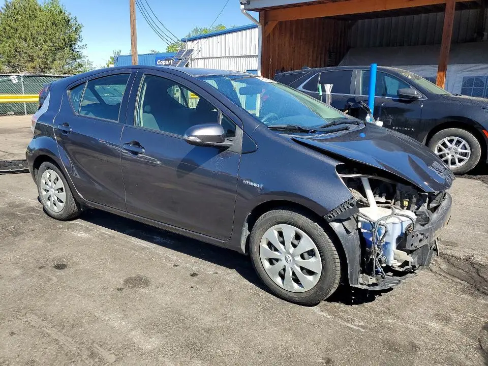 2013 TOYOTA PRIUS C TWO  