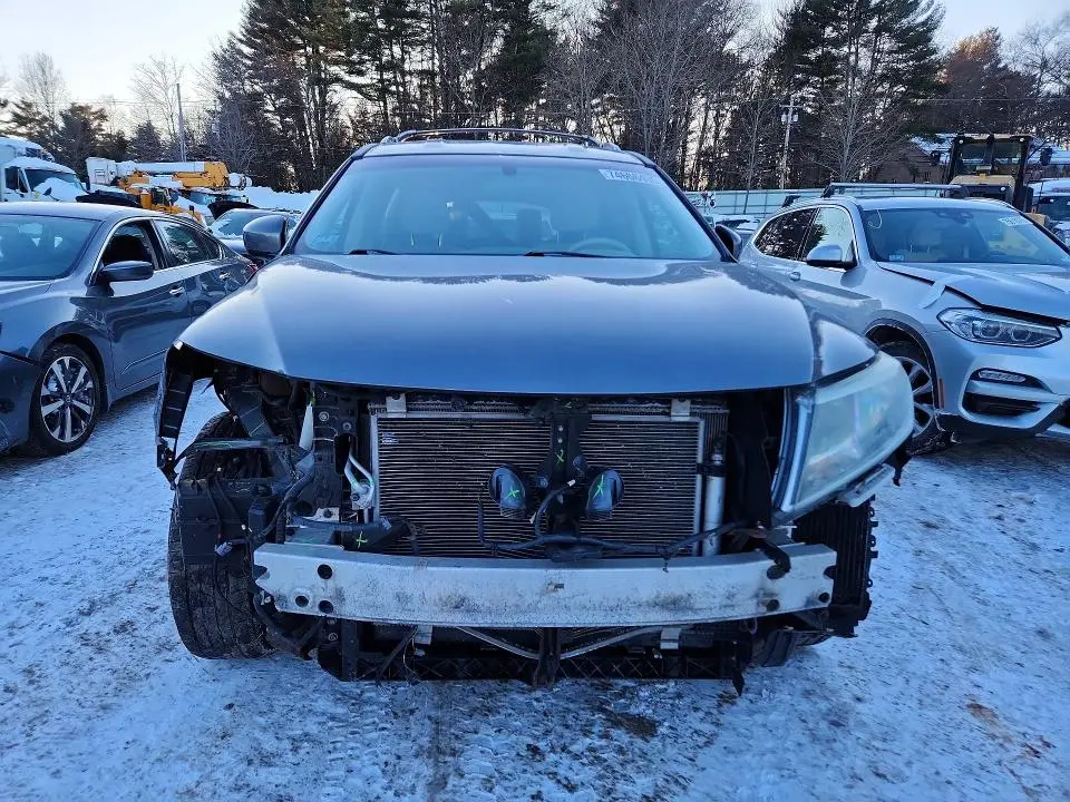 2015 NISSAN PATHFINDER S  