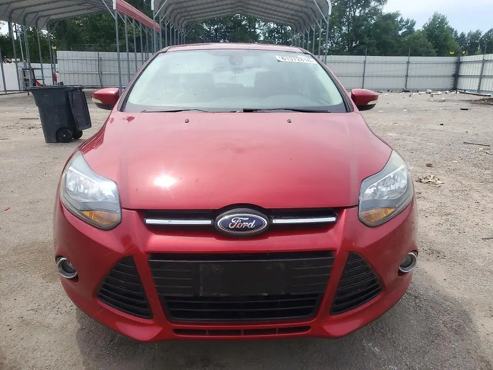 2012 FORD FOCUS TITANIUM  