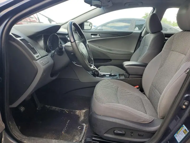 2011 HYUNDAI SONATA GLS  