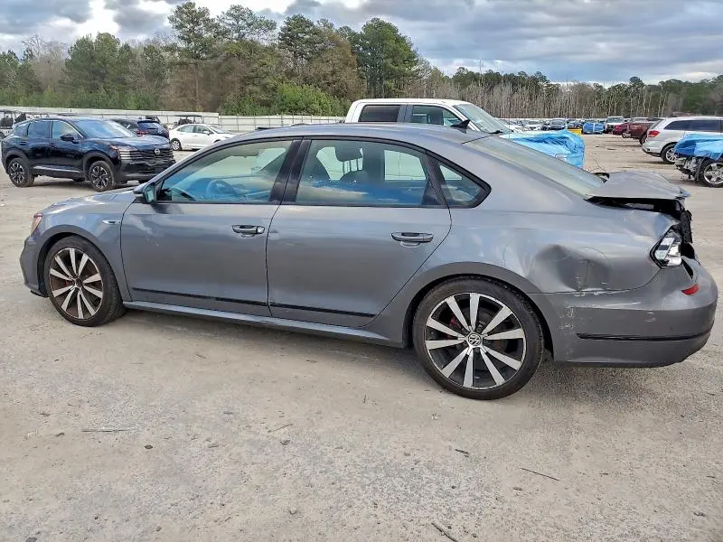 2018 VOLKSWAGEN PASSAT GT  