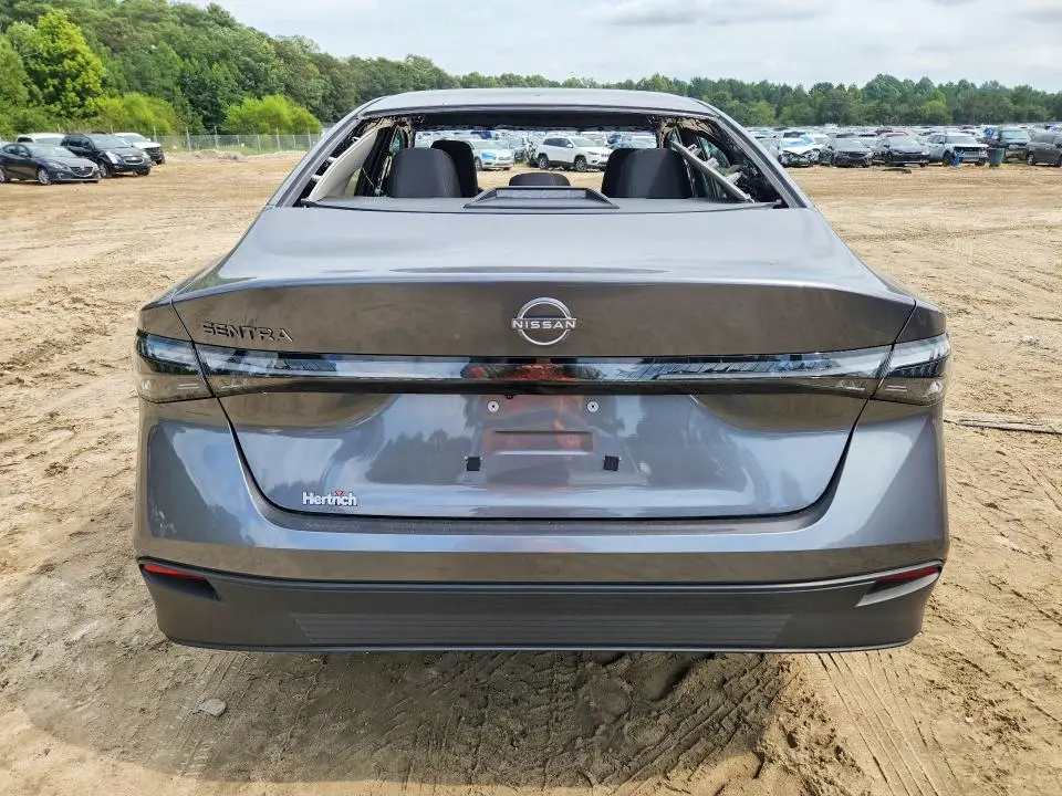 2026 NISSAN SENTRA SV  