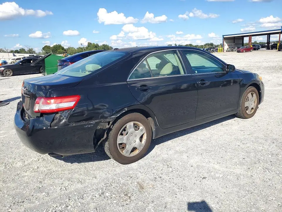 2011 TOYOTA CAMRY BASE  