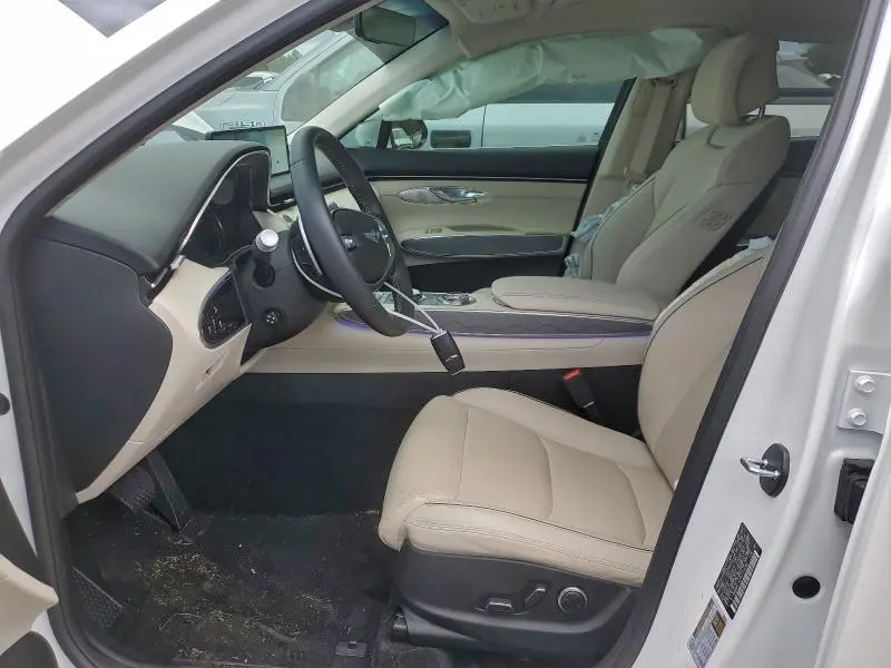 2025 GENESIS GV70 BASE  