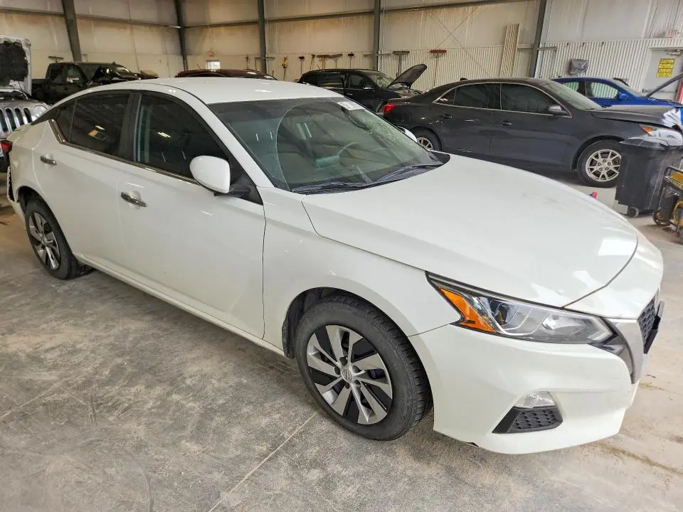 2020 NISSAN ALTIMA S  