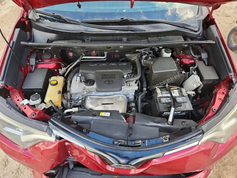 2018 TOYOTA RAV4 LE  