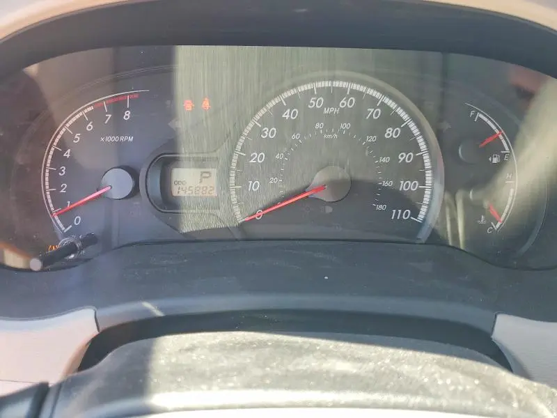 2013 TOYOTA SIENNA LE 8-PASSENGER  