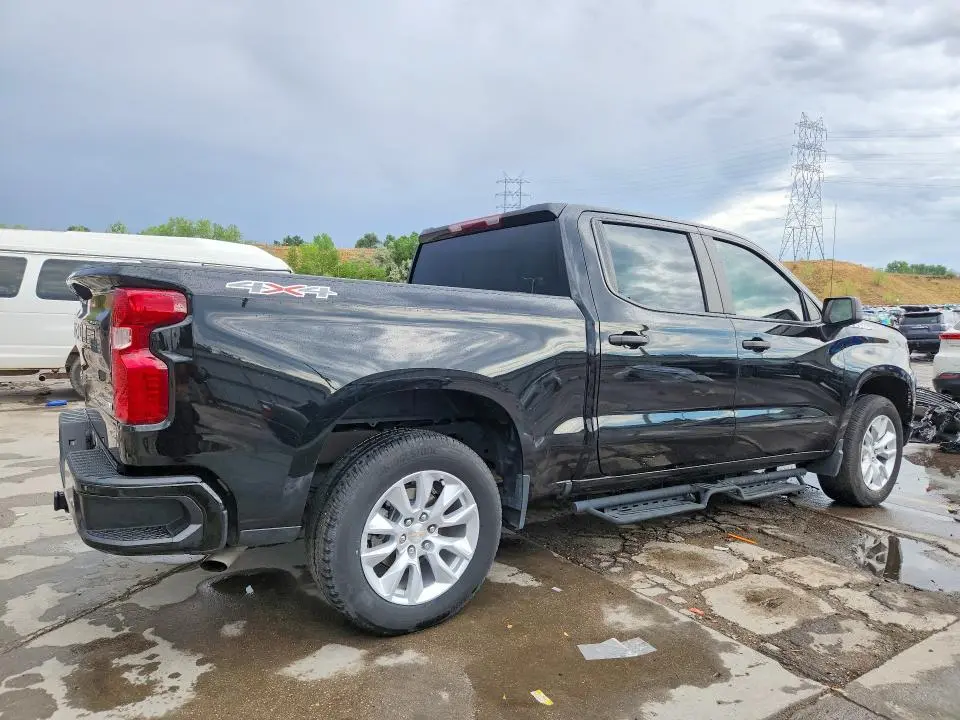2022 CHEVROLET SILVERADO K1500 CUSTOM  