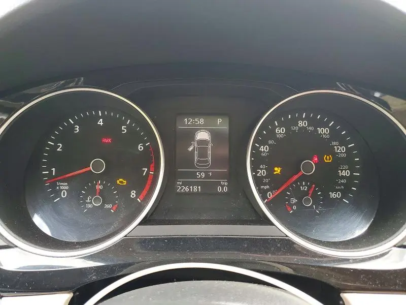 2016 VOLKSWAGEN JETTA SEL  