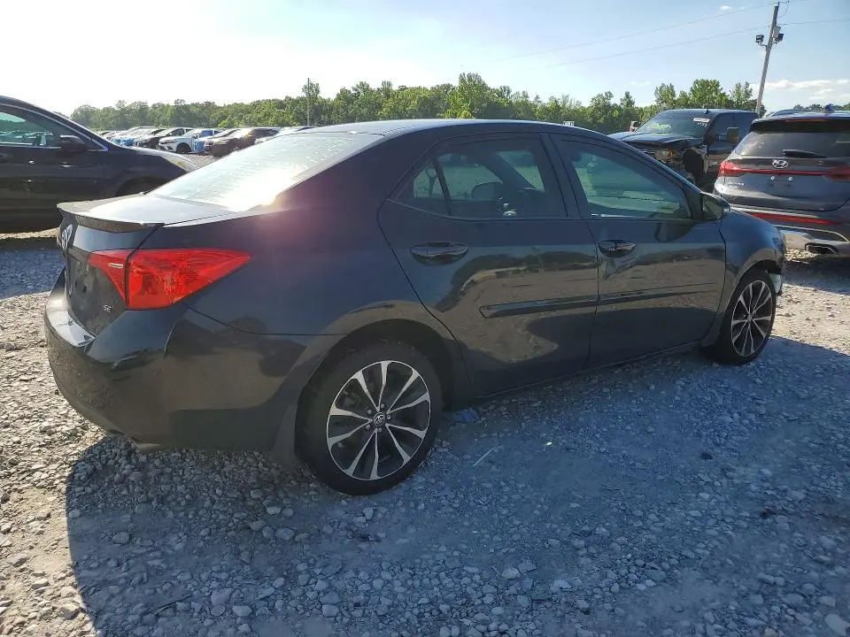 2019 TOYOTA COROLLA SE  