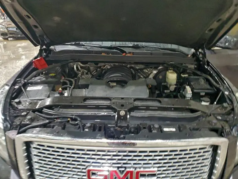 2017 GMC YUKON XL DENALI  