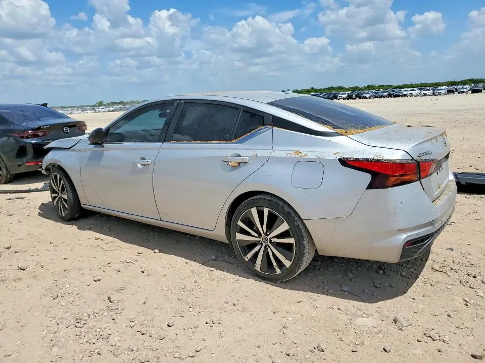 2021 NISSAN ALTIMA SR  