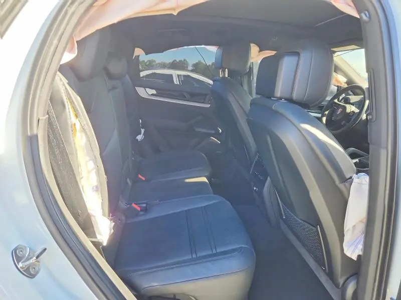 2024 PORSCHE CAYENNE COUPE  