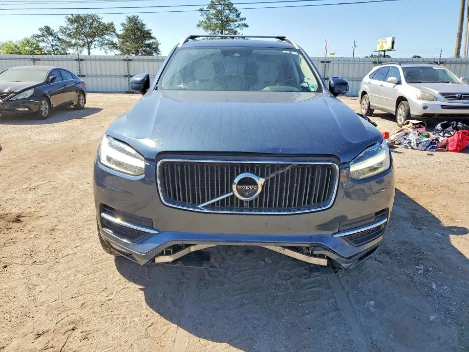2018 VOLVO XC90 T6  