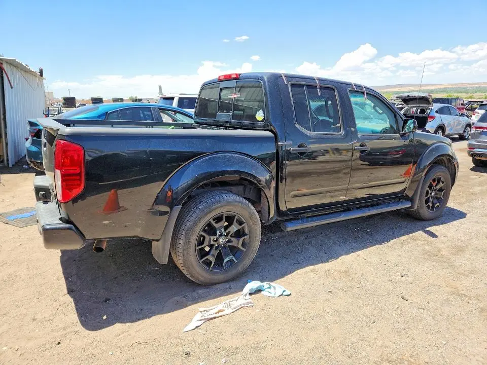 2018 NISSAN FRONTIER SV  