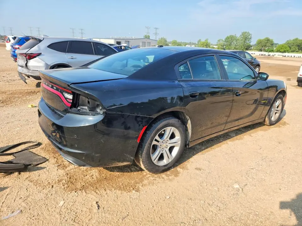 2015 DODGE CHARGER SE  