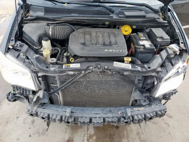 2014 CHRYSLER TOWN & COUNTRY TOURING  