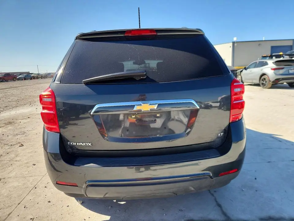 2017 CHEVROLET EQUINOX LT  