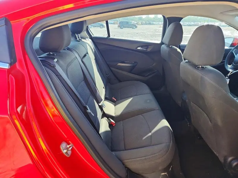 2018 CHEVROLET CRUZE LT  