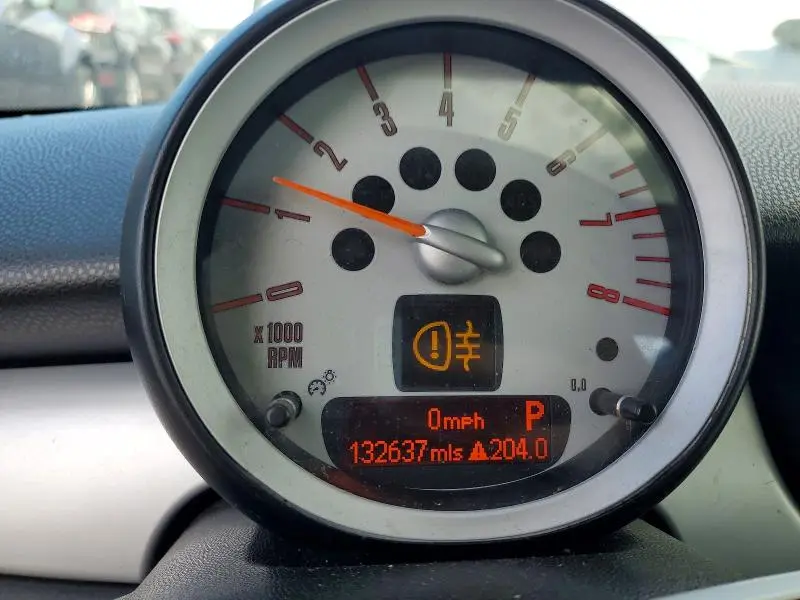 2010 MINI COOPER   