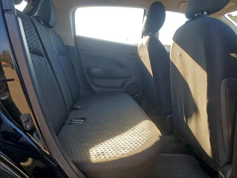 2015 MITSUBISHI MIRAGE DE  