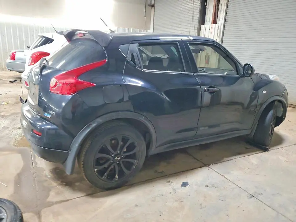 2014 NISSAN JUKE S  