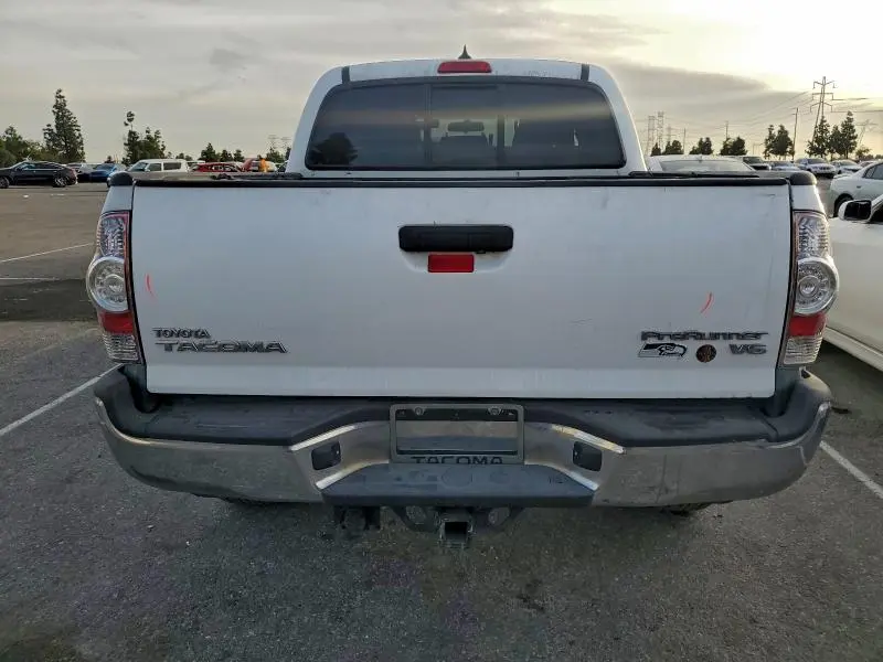 2014 TOYOTA TACOMA PRERUNNER V6  