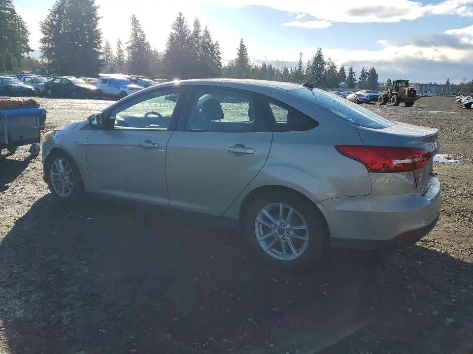 2016 FORD FOCUS SE  