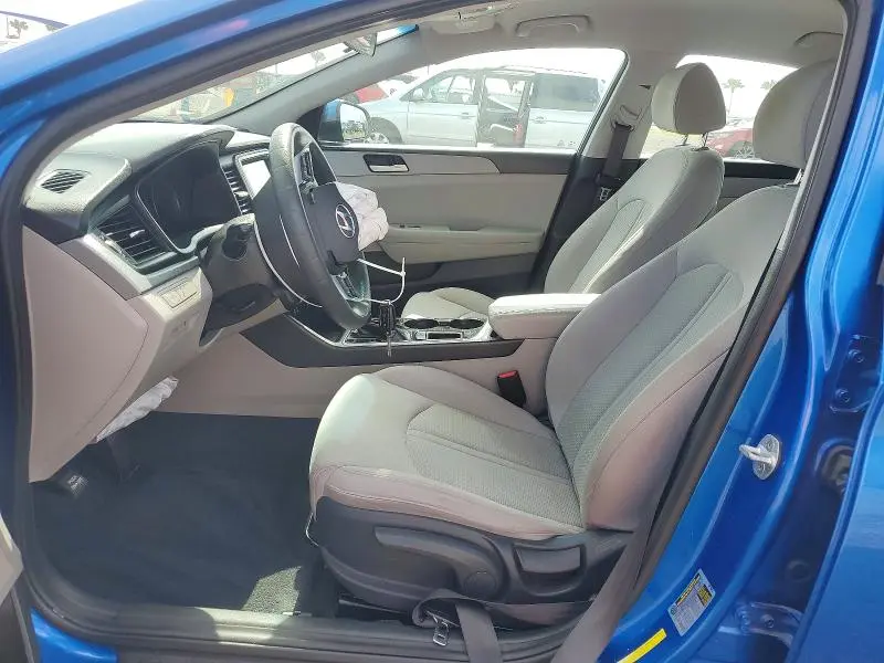 2019 HYUNDAI SONATA SE  